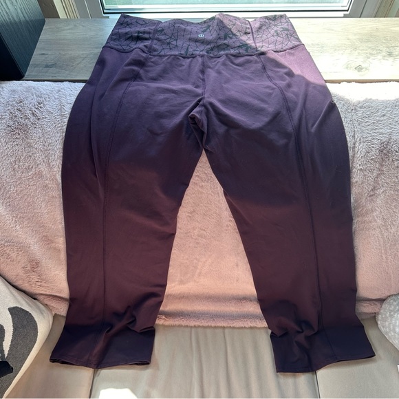 lululemon Flared Crops - Picture 4 of 4